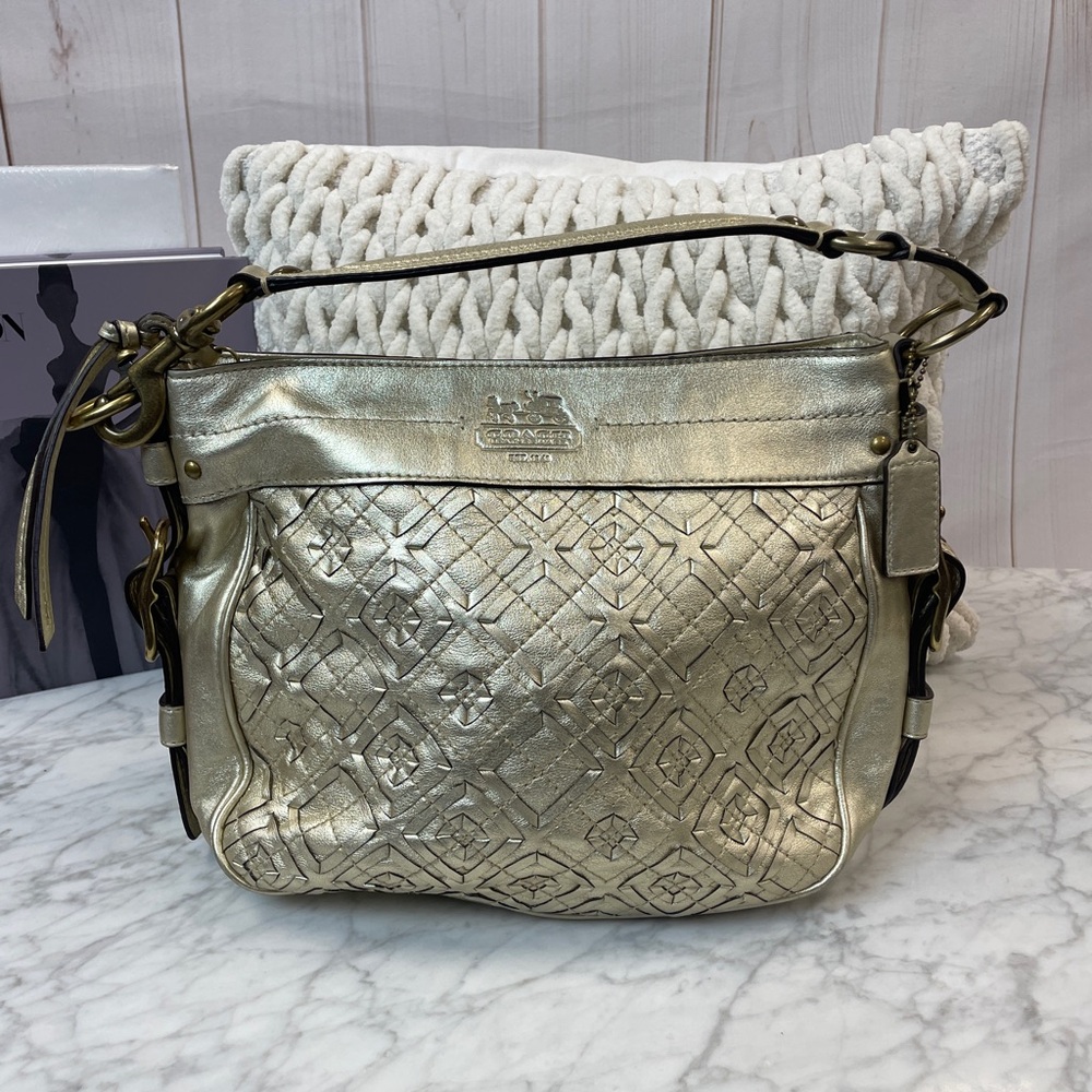 Coach Bag - Picture 2 of 12